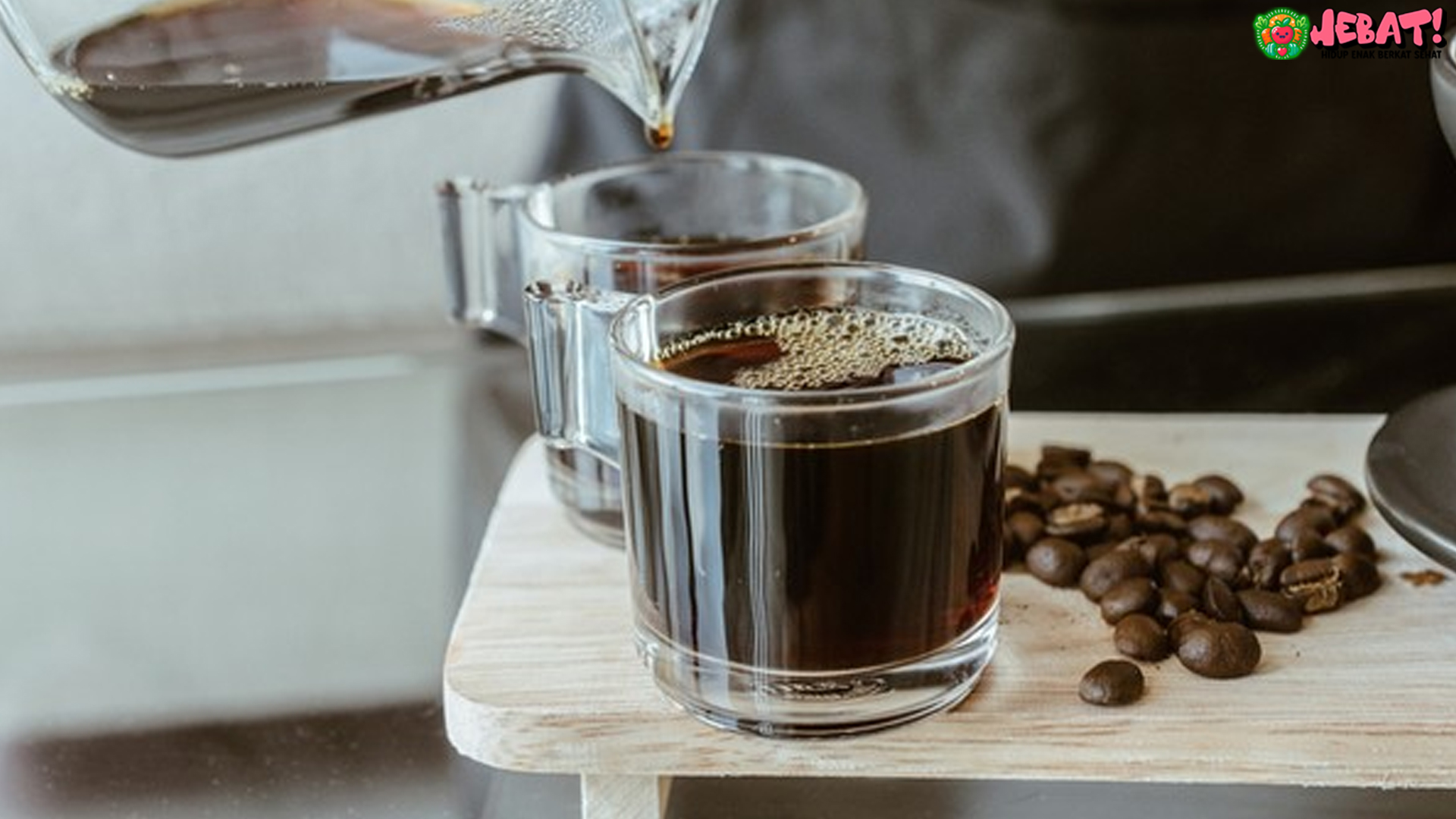 Menikmati Kopi dengan 5 Cangkir Sehari: Aman atau Berisiko?