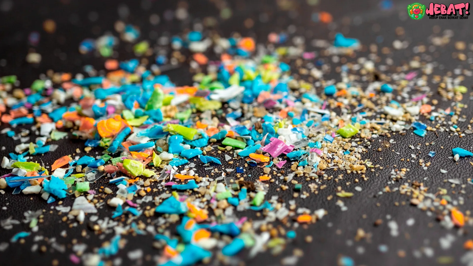 Mikroplastik dan 5 Risiko Kesehatan Kulit yang Perlu Diwaspadai