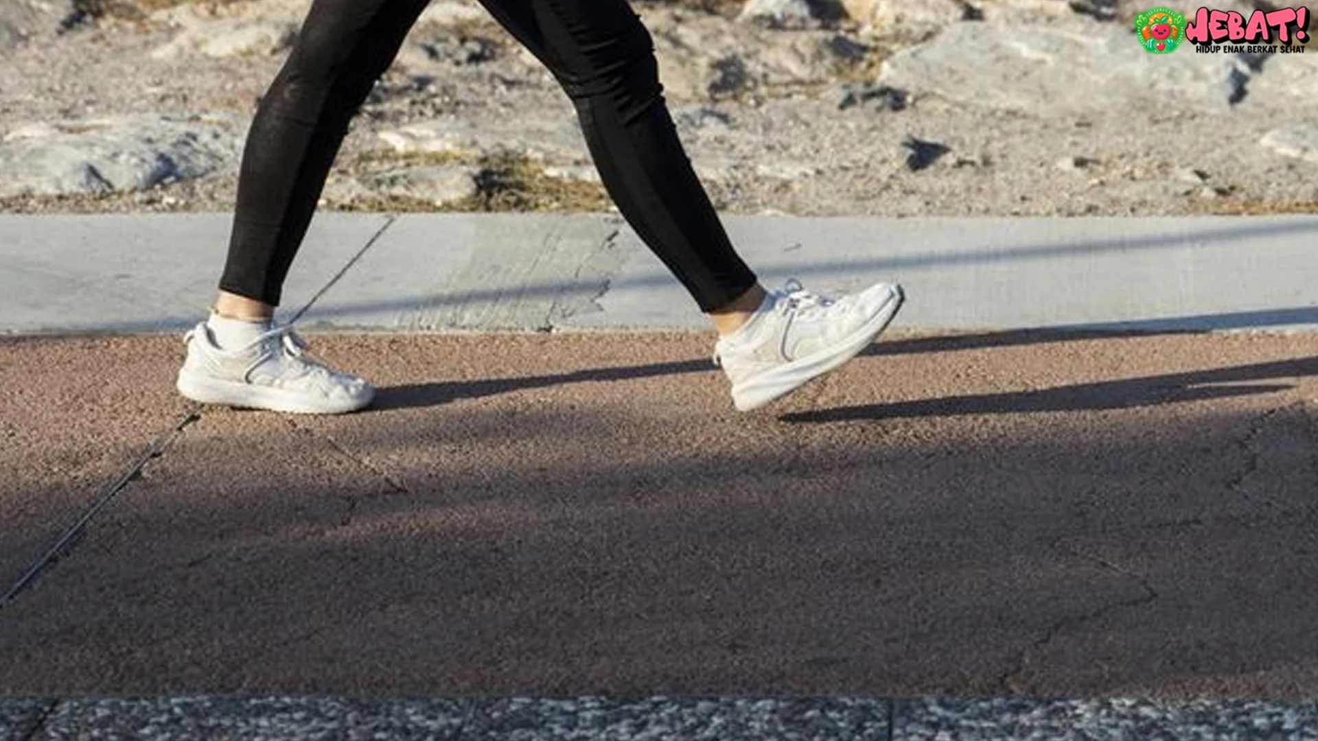 Jalan Kaki Encan Perut Buncit: 5 Hormon Bahagia Picu Tubuh Ideal