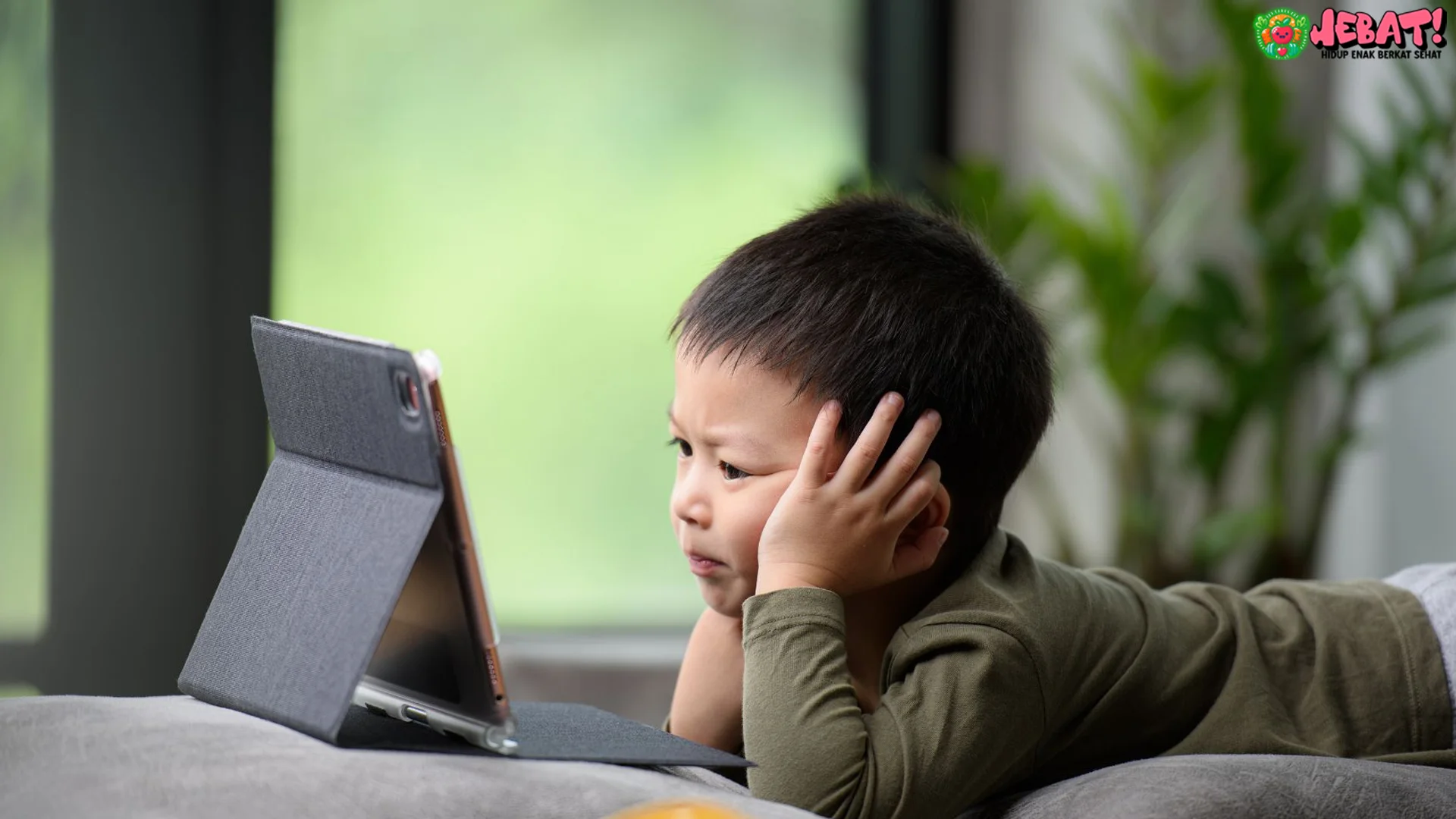 5 Risiko Screen Time Pada Anak yang Picu Usulan Batas 18 Tahun